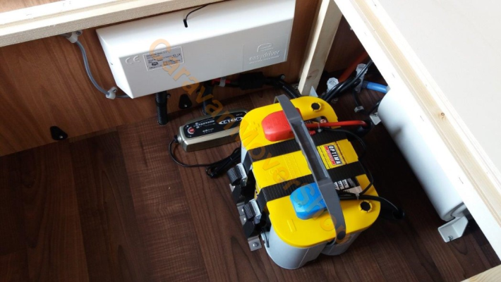 CaravanMoverShop Optima battery holder 0 04 kg